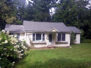 1661 County Rd, Sheffield MA  01257 exterior