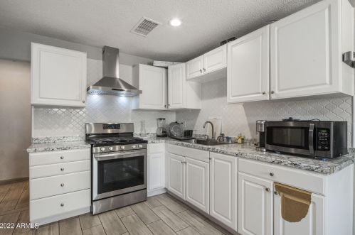 3802 Catalina Dr, Phoenix AZ 85015-6025 exterior