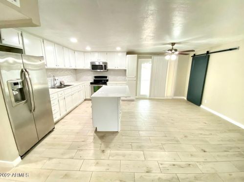 1620 57 Dr, Phoenix AZ 85031-1835 exterior