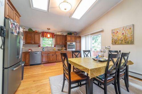 44 Rudolph St, Worcester MA 01604-3126 exterior