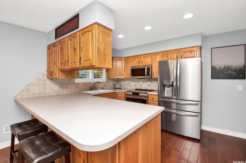 1716 Paulista Way, Sandy UT 84093-6847 exterior