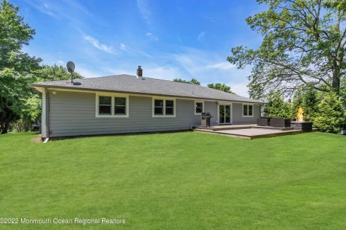 26 Lambert Johnson Dr, Tinton Falls NJ 07712-3753 exterior