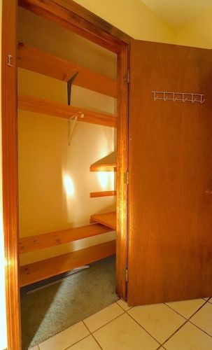 218 Norfolk St, Worcester MA 01604-2910 exterior