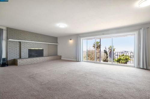 1973 Placer Dr, San Leandro CA  94578-1336 exterior