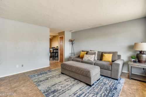 19408 5 Dr, Phoenix AZ 85027-4405 exterior