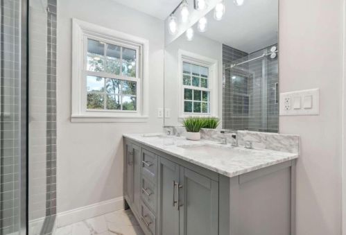 2022 Deren Way, Atlanta GA  30345-3710 exterior