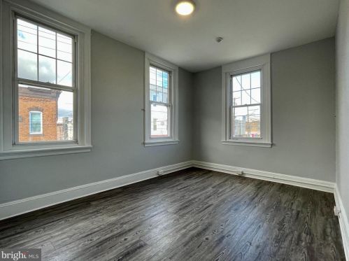 1815 20 St, Philadelphia PA 19145-2048 exterior