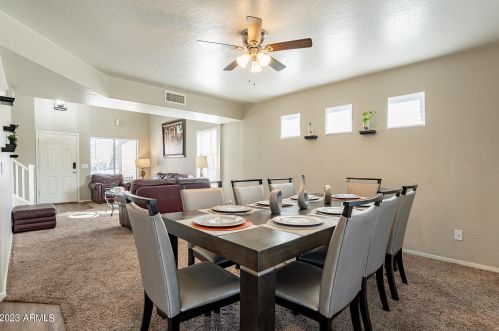 1818 63rd Dr, Phoenix AZ  85043-5748 exterior