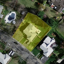 18 Peregrine Rd, Newton MA 02459-3440 aerial view