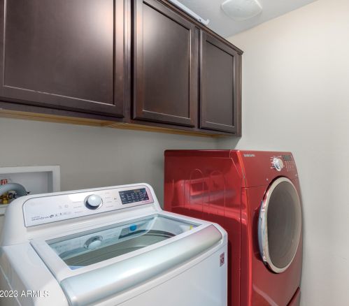 1735 Desperado Way, Phoenix AZ  85085-6329 exterior