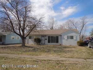 13406 Hinchbrook Blvd, Louisville, KY 40272-1320