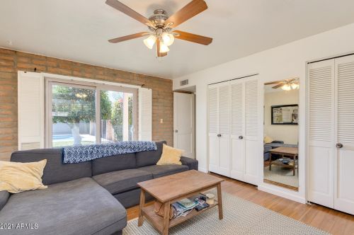 8039 6 Pl, Phoenix AZ 85024-1000 exterior