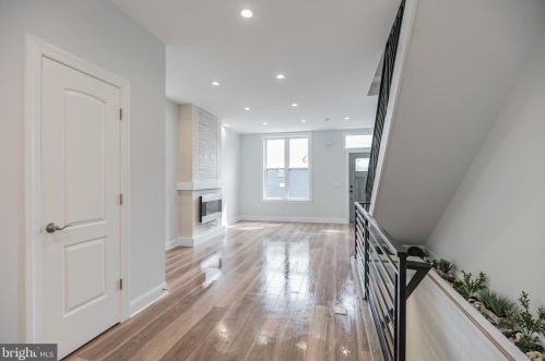 1812 20 St, Philadelphia PA 19145-2035 exterior