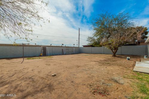 3961 Culver St, Phoenix AZ 85009-3136 exterior