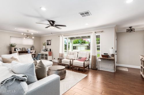 4231 Catalina Dr, Phoenix, AZ 85018-7211