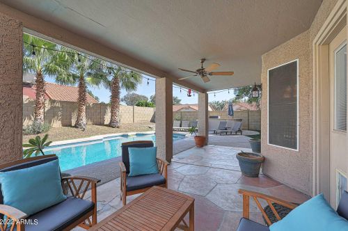 19429 35 Pl, Phoenix AZ 85028-3938 exterior