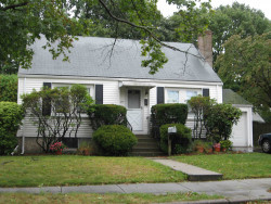 20 Barbara Rd, Newton, MA 02465-1103