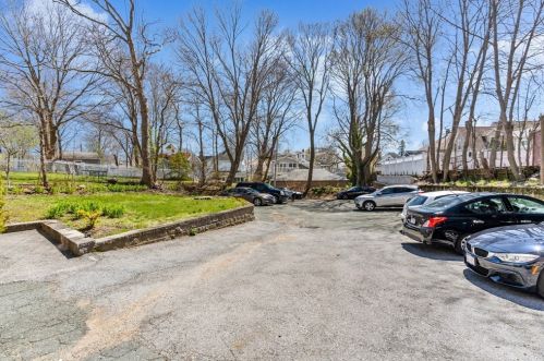 53 Hale St, Beverly MA 01915-5426 exterior