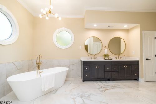 2 Kelsey Farm Rd, Milford NJ 08848-2164 exterior