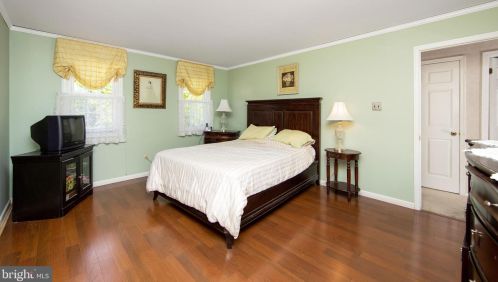 27 Rygate Ave, West Deptford NJ 08096-4218 exterior