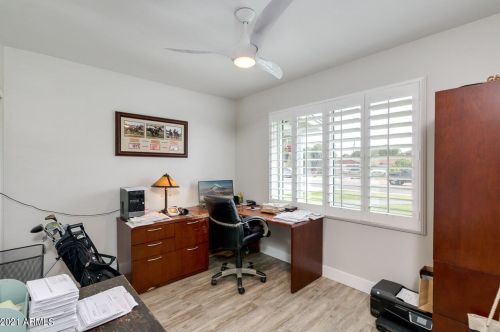 3340 Clarendon Ave, Phoenix AZ 85031-3140 exterior