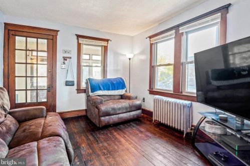 23 Watkins Ave, West Deptford NJ  08096-1235 exterior