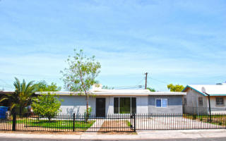 2342 Nancy Ln, Phoenix, AZ 85042-4638