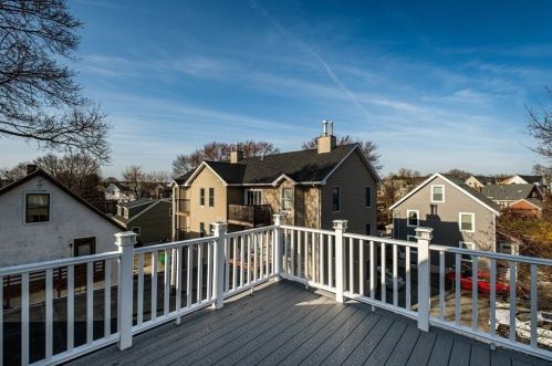 38 Cook St, Newton MA 02458-1336 exterior