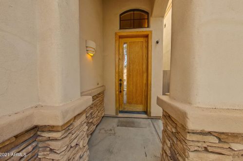 6511 14th Pl, Phoenix, AZ 85014-1467