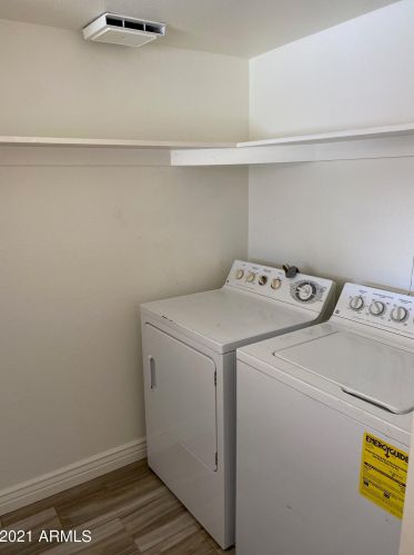 3830 Crittenden Ln, Phoenix AZ  85019-4012 exterior