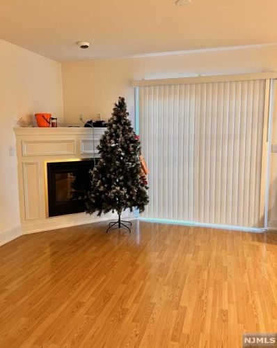 87 Mahan St, Tenafly NJ  07670-1726 exterior