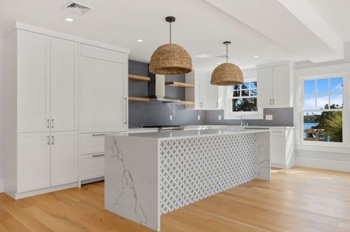 558 Fox Hill Rd, Chatham MA 02633-1412 exterior