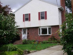 11 Indiana Ter, Newton, MA 02464-1314
