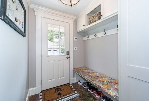 1058 Highland Ave, Needham MA 02494-1128 exterior