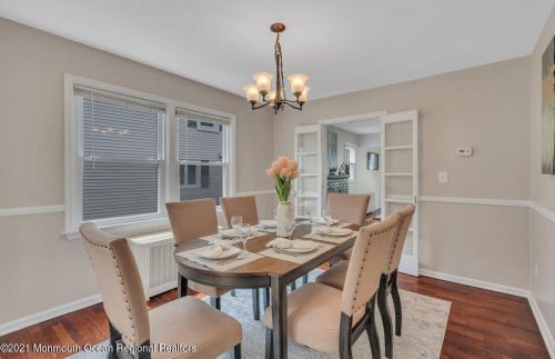 39 Brown Pl, Tinton Falls NJ  07701-2206 exterior