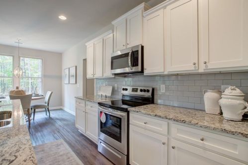 1708 Flagstone Ln, Conyers GA 30012-6508 exterior