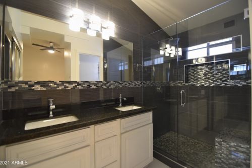 1932 Alta Vista Rd, Phoenix AZ 85041-5443 exterior