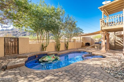 10622 40 Pl, Phoenix AZ 85032-1703 exterior