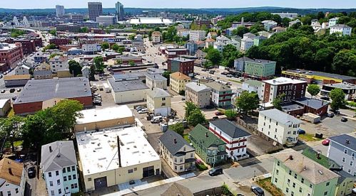 12 Lyon St, Worcester MA 01604-3622 exterior