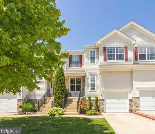 1097 Buckingham Dr, West Deptford, NJ 08086-3811