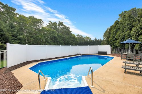 1120 Sycamore Ave, Tinton Falls NJ 07724-3237 exterior