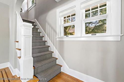 182 Pinckney Rd, Little Silver NJ 07739-1015 exterior