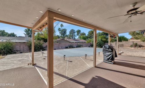 219 Carol Ann Way, Phoenix AZ 85032-4060 exterior