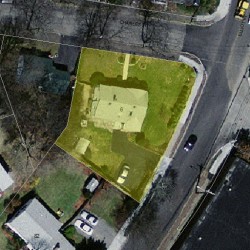 8 Charles St, Newton MA 02461-1601 aerial view