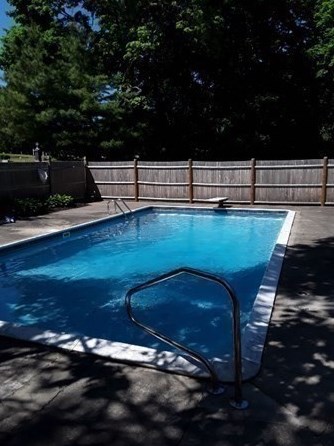 22 Lewis Ct, Hingham MA 02043-2723 exterior