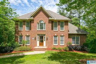 169 Brook Trace Dr, Birmingham, AL 35244-4008