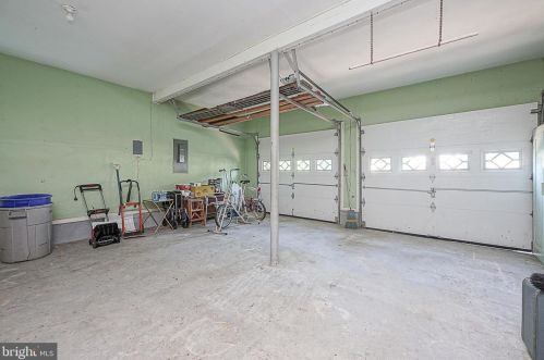 616 Chestnut Ave, West Deptford NJ 08097-1604 exterior