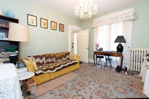 442 Washington St, Canton MA 02021-3630 exterior