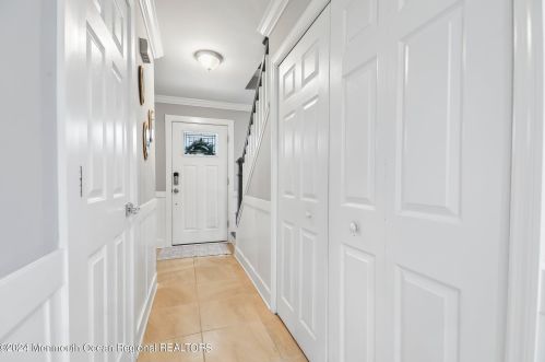 20 Frank Applegate Rd, Jackson Twp NJ  08527-2454 exterior