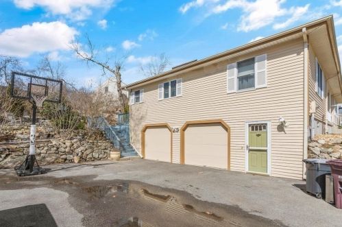 34 Grampian Way, Weymouth MA 02188-3506 exterior